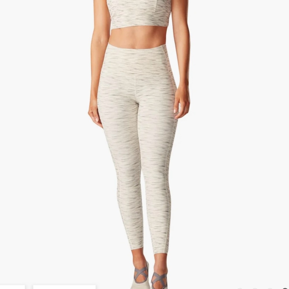 Women's Cream Leggings